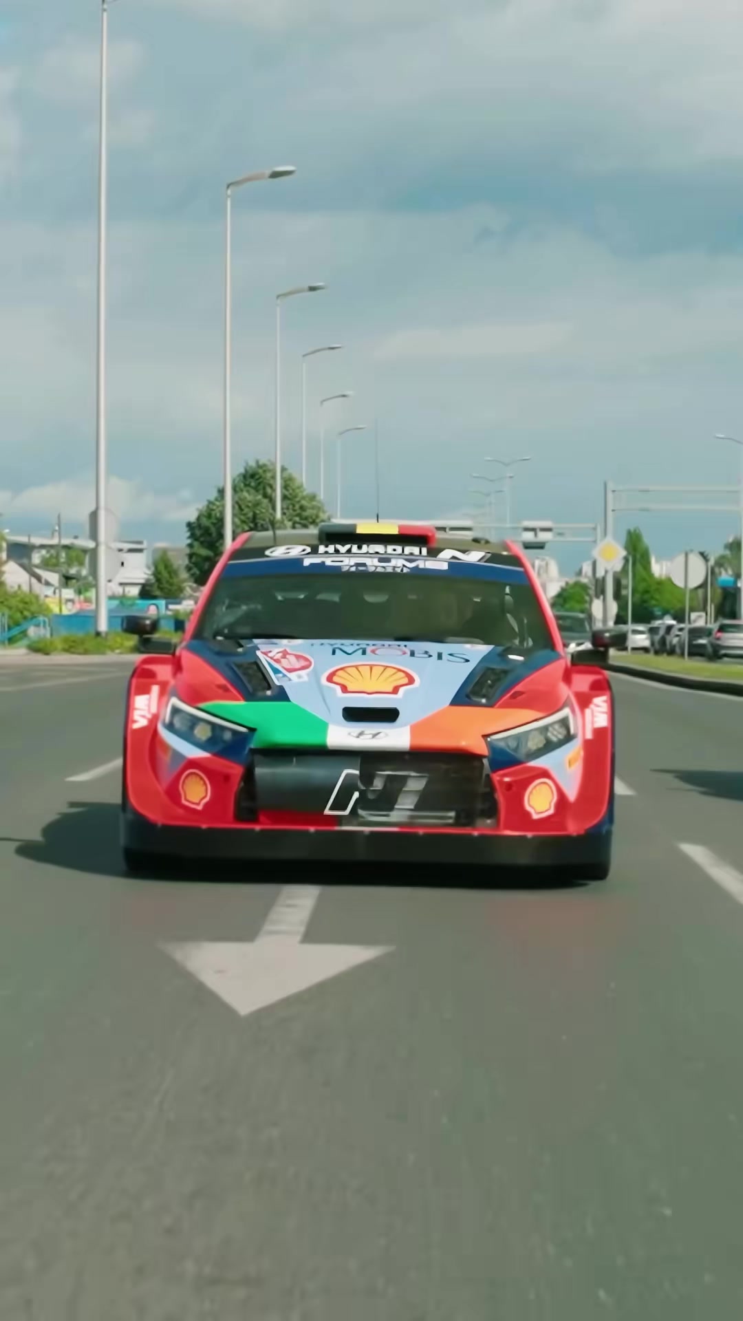 爱游戏平台-WRC趣味花絮：比赛中的搞笑与感人瞬间