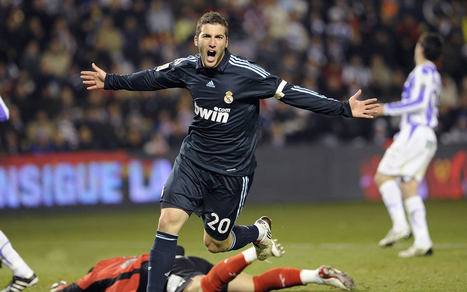 爱游戏-意甲高速突袭：瞬间破门点燃比赛！，意甲高能7秒